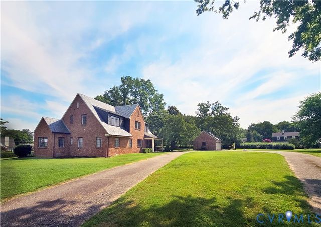 617 Mansion Dr, Hopewell, VA 23060