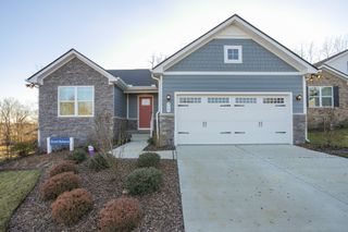 715 Cottage Dr, Columbia, TN 38401