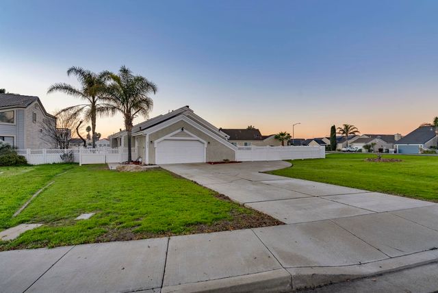 2102 Portside Court, Discovery Bay, CA 94509