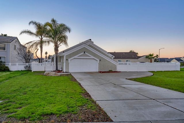 2102 Portside Court, Discovery Bay, CA 94509