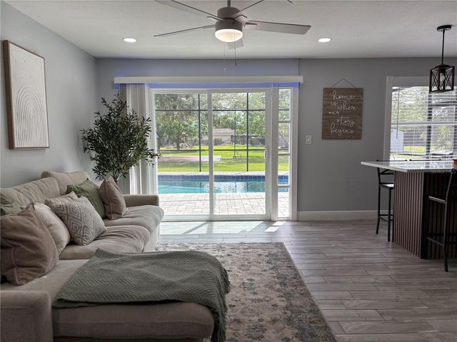 1203 USTLER ROAD, Apopka, FL 32712