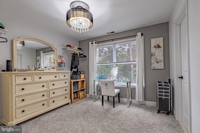 207 CAHNT AVE, Berlin, NJ 08009