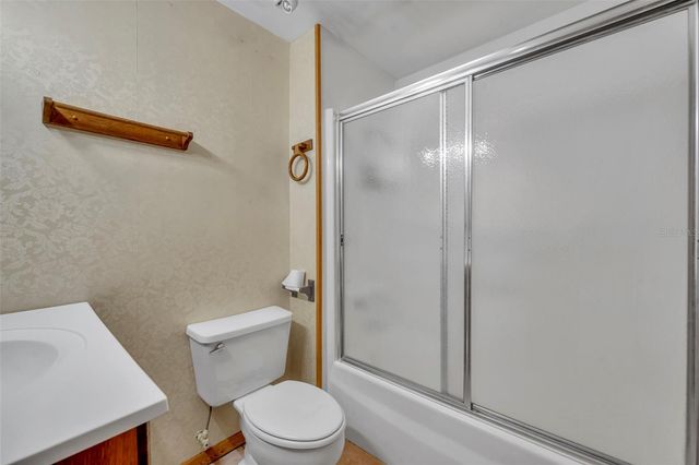 9043 SE 180TH AVE, Ocklawaha, FL 32179