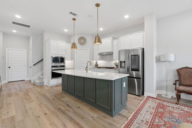 15155 Parkland Canyon Drive, Cypress, TX 77433