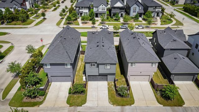 15155 Parkland Canyon Drive, Cypress, TX 77433
