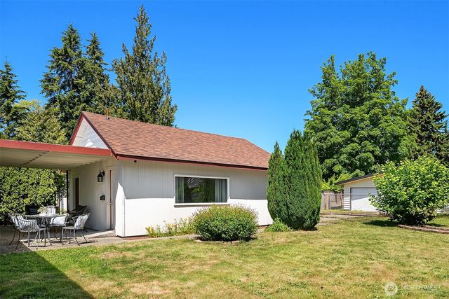 16022 11th Avenue SW, Burien, WA 98166