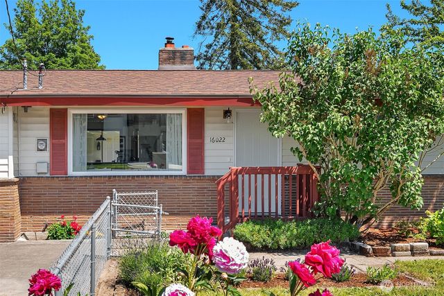 16022 11th Avenue SW, Burien, WA 98166