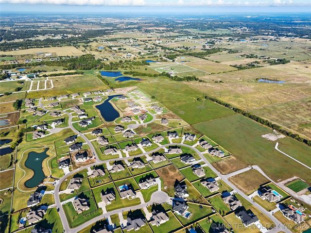 17816 S 47th East Avenue, Bixby, OK 74008