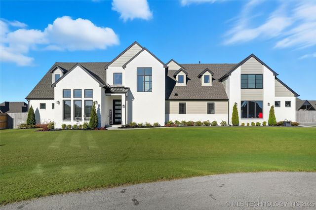 17816 S 47th East Avenue, Bixby, OK 74008