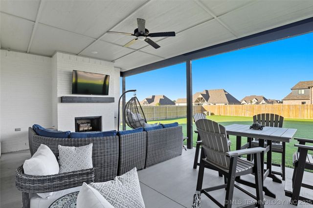 17816 S 47th East Avenue, Bixby, OK 74008