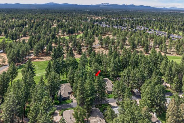 60733 Willow Creek Loop, Bend, OR 97702