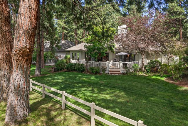 60733 Willow Creek Loop, Bend, OR 97702