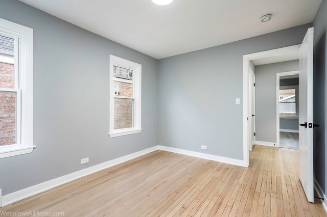 2504 Leyden Avenue, River Grove, IL 60171