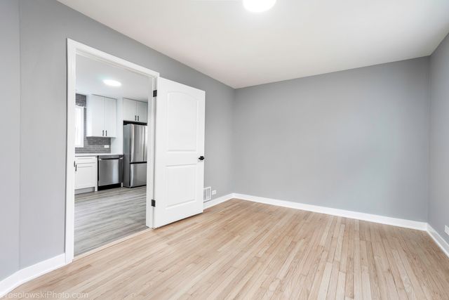 2504 Leyden Avenue, River Grove, IL 60171