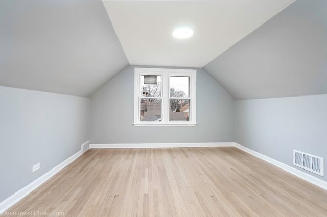 2504 Leyden Avenue, River Grove, IL 60171