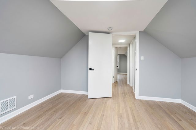 2504 Leyden Avenue, River Grove, IL 60171