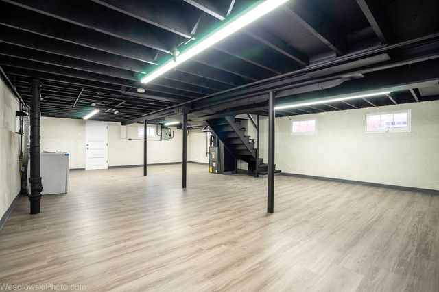 2504 Leyden Avenue, River Grove, IL 60171