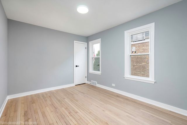 2504 Leyden Avenue, River Grove, IL 60171