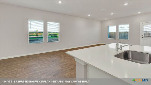 413 NEW ALBANY Lane, San Marcos, TX 78666