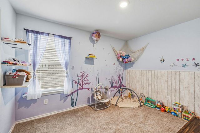 1210 Grand View Drive, Ennis, TX 75119