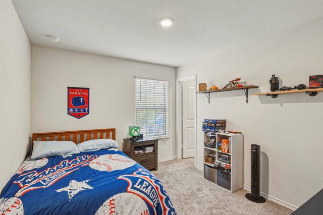 1210 Grand View Drive, Ennis, TX 75119