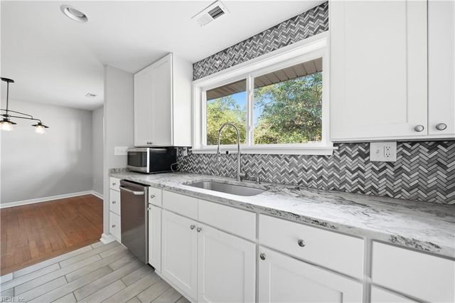 817 N Great Neck RD, Virginia Beach, VA 23454