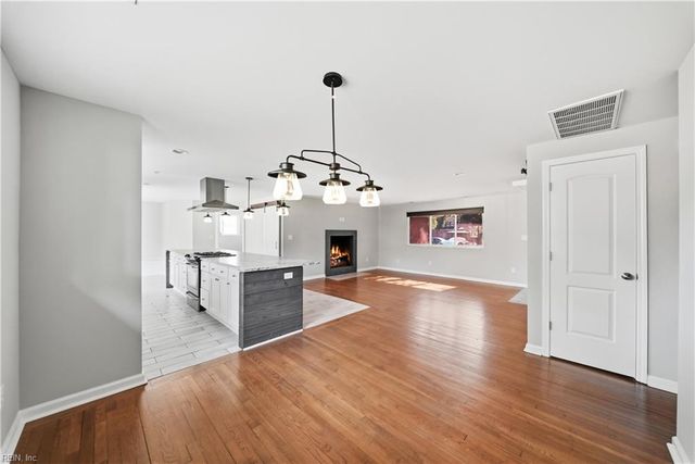 817 N Great Neck RD, Virginia Beach, VA 23454
