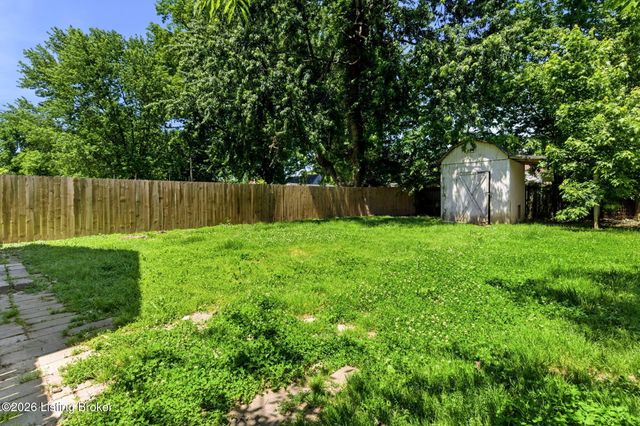 1403 McCoy Ave, Louisville, KY 40215