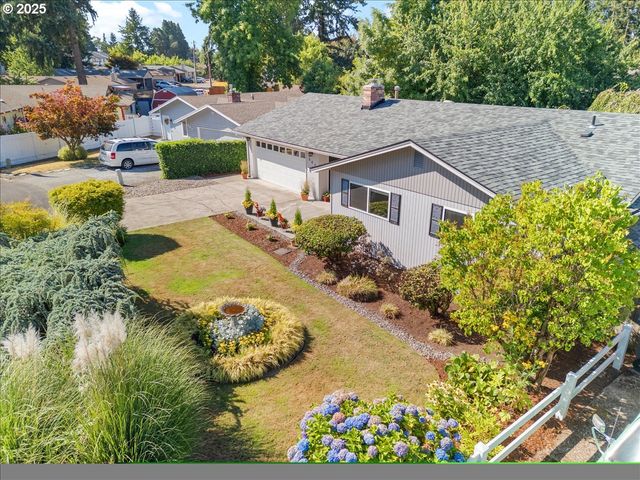 865 Nw VAL Ct, Hillsboro, OR 97124