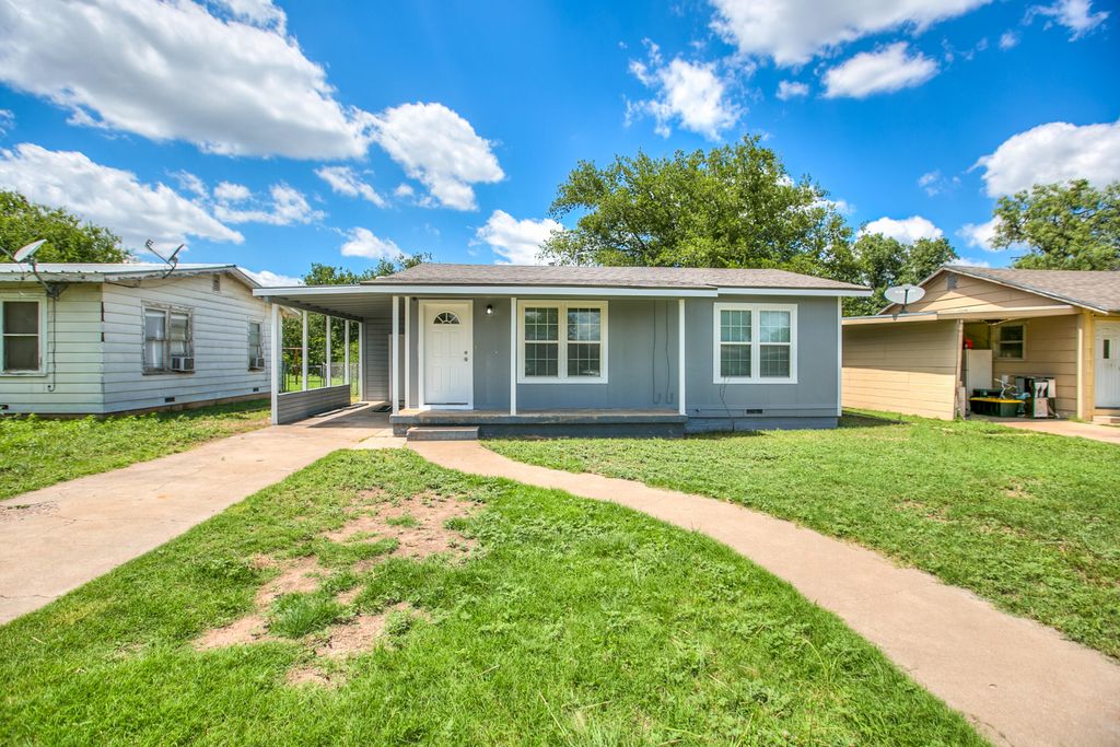 Image 1 of property listing at 2210 Junius Street, San Angelo, TX 76901