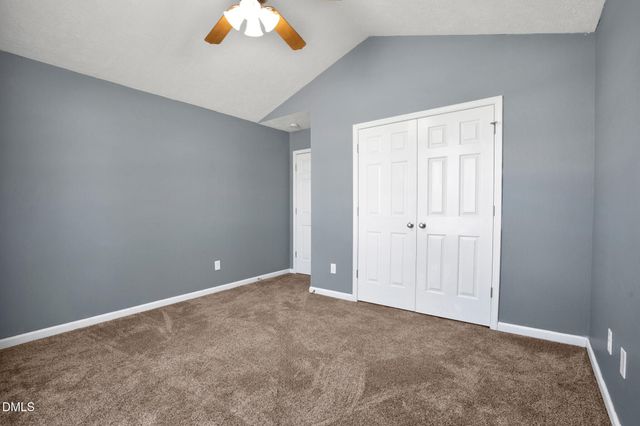 1961 Yellowbrick Road, Fayetteville, NC 28314