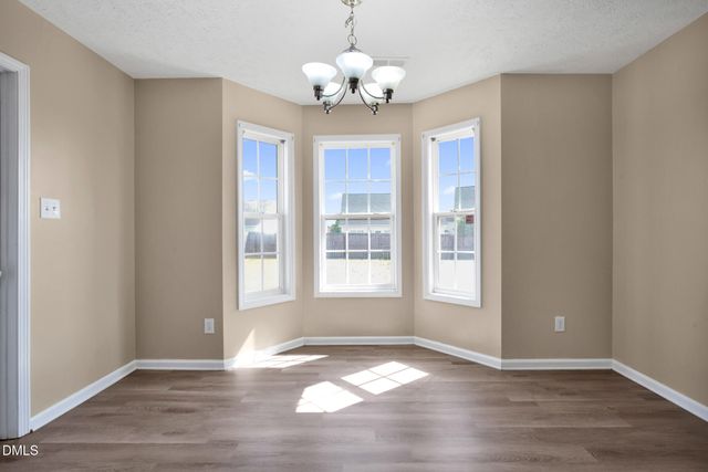 1961 Yellowbrick Road, Fayetteville, NC 28314