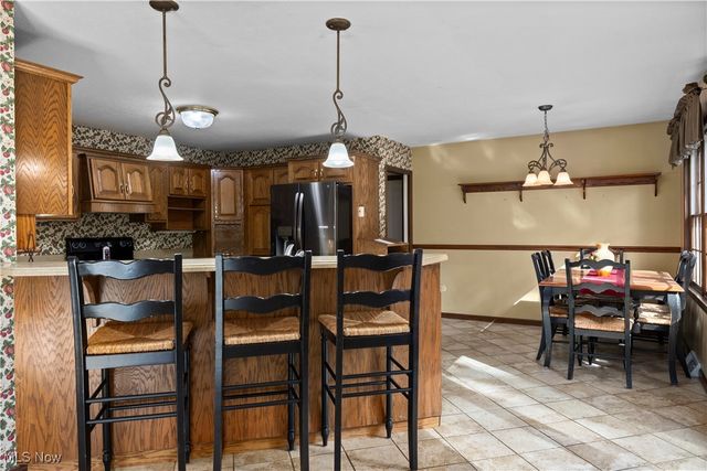 48221 Rice Road, Amherst, OH 44001