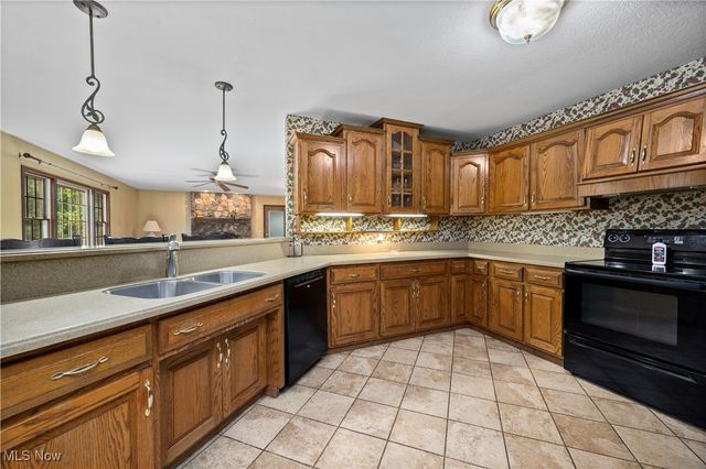 48221 Rice Road, Amherst, OH 44001