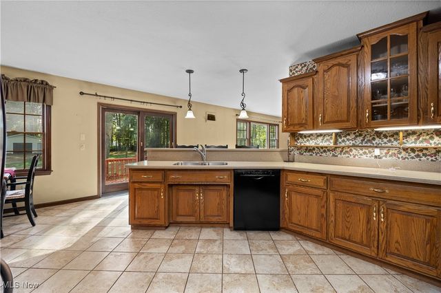 48221 Rice Road, Amherst, OH 44001