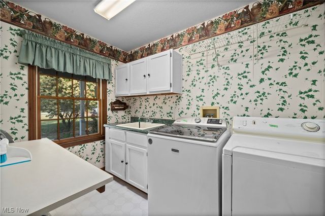 48221 Rice Road, Amherst, OH 44001