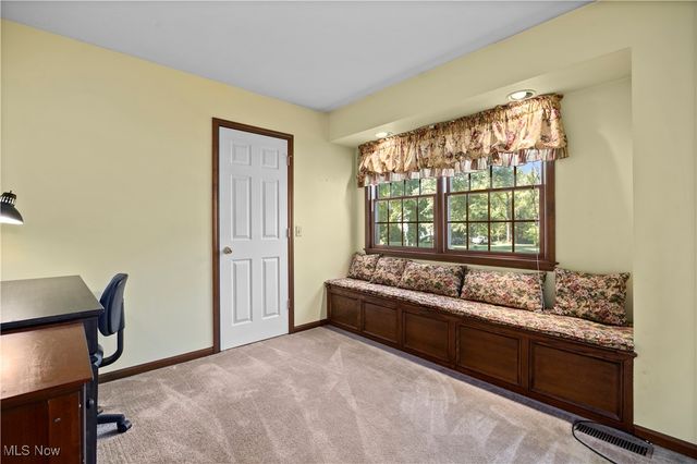 48221 Rice Road, Amherst, OH 44001