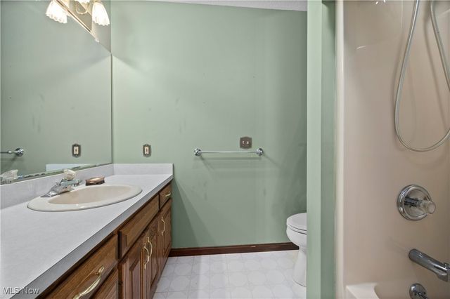 48221 Rice Road, Amherst, OH 44001