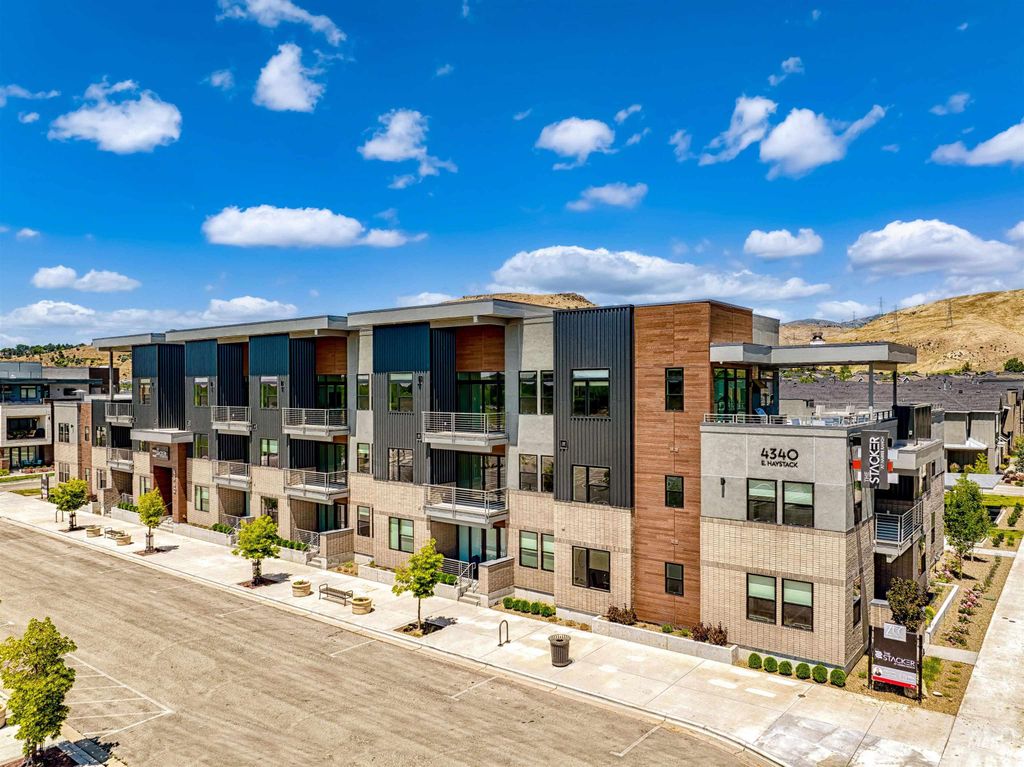 4340 E Haystack St 202, Boise, ID 83716