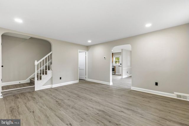 810 WEDGEWOOD RD, Baltimore, MD 21229