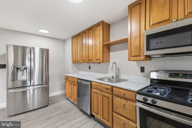 810 WEDGEWOOD RD, Baltimore, MD 21229
