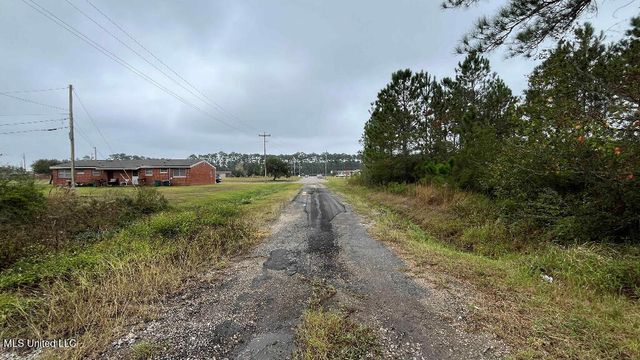 7068 72nd Avenue, Gulfport, MS 39501