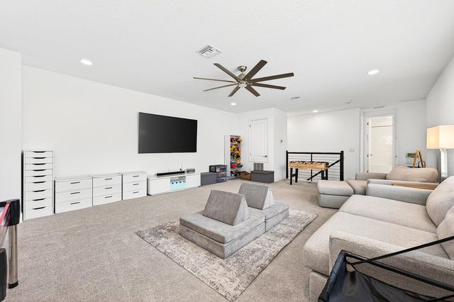 748 TRILLIUM COURT, Debary, FL 32713