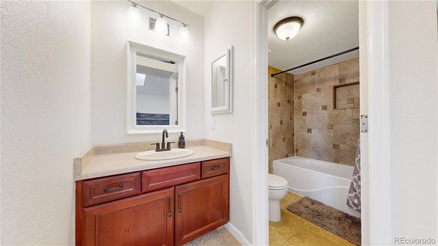 7636 Dusk Street, Littleton, CO 80125