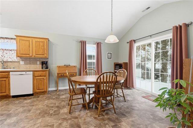 1105 Chapel Street, Baldwin City, KS 66006