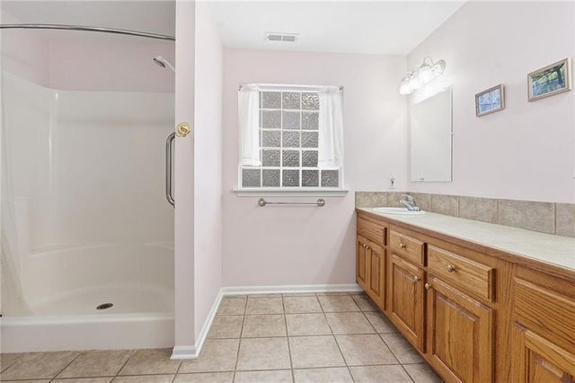 1105 Chapel Street, Baldwin City, KS 66006