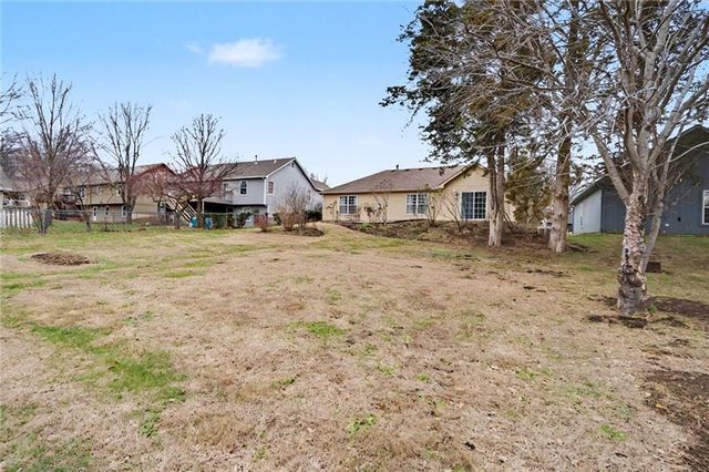 1105 Chapel Street, Baldwin City, KS 66006