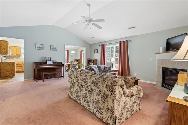 1105 Chapel Street, Baldwin City, KS 66006