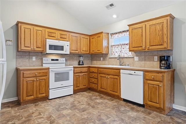 1105 Chapel Street, Baldwin City, KS 66006