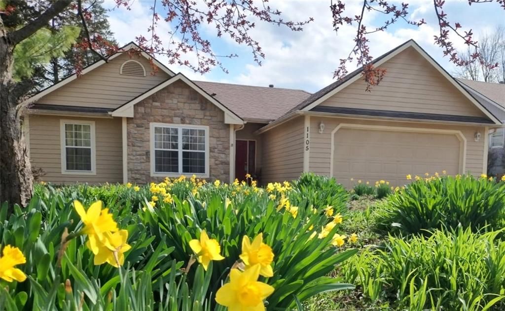 1105 Chapel Street, Baldwin City, KS 66006